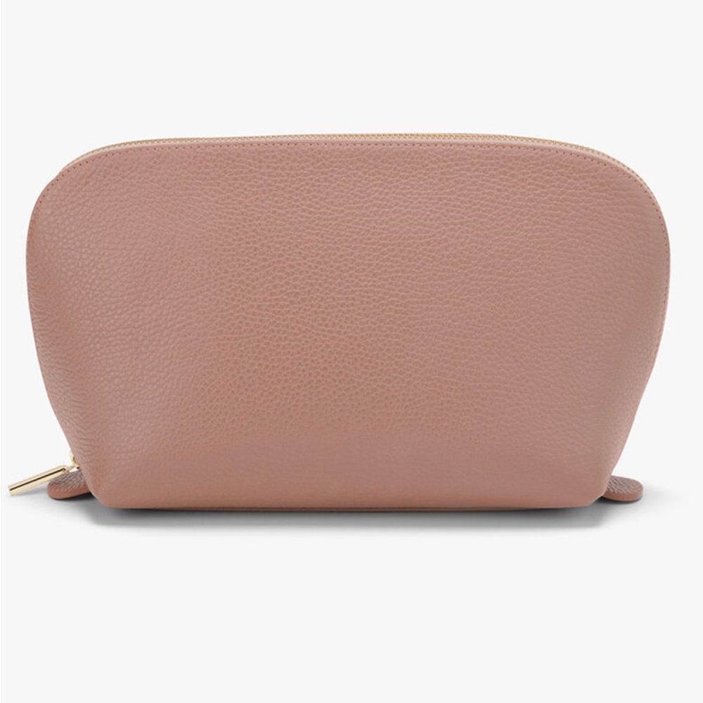 Cuyana leather travel case NWOT